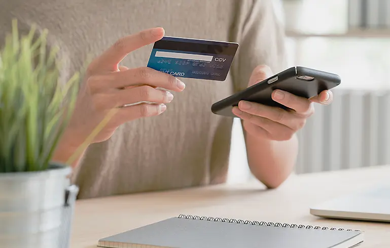 Logos of leading retail companies working with Eezee.